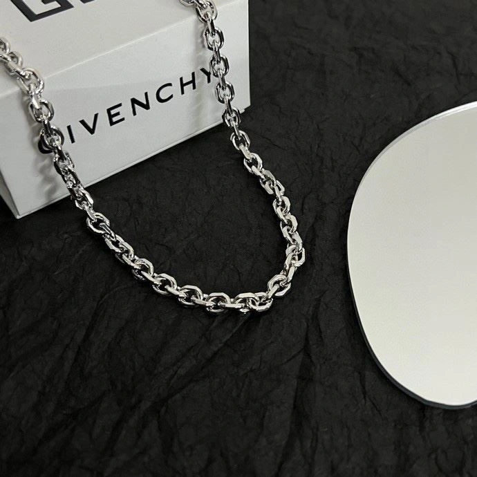 Givenchy Necklaces TimelessDesign 209867