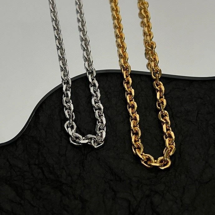 Givenchy Necklaces Compact 209868