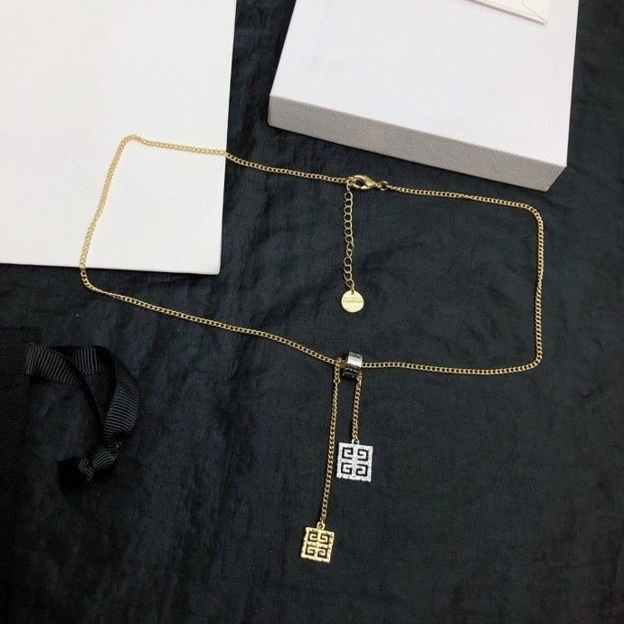 Fashionable Givenchy Necklaces 209316