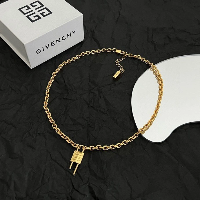Minimalist Givenchy Necklaces 208030
