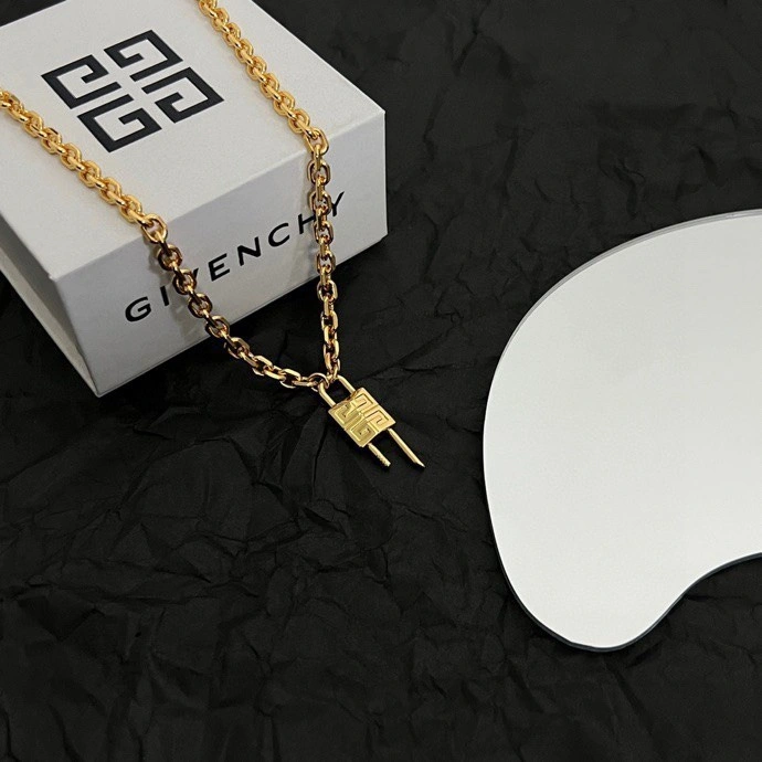 Minimalist Givenchy Necklaces 208030