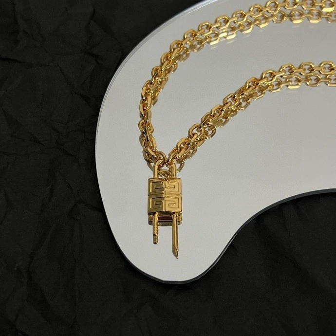 Minimalist Givenchy Necklaces 208030