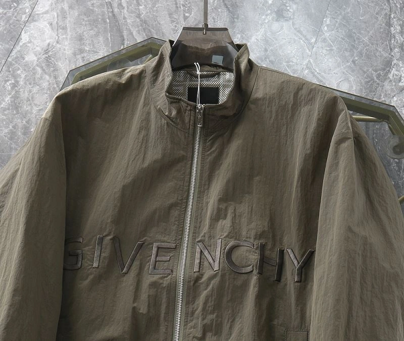 WellDesigned Givenchy Outwear 124216