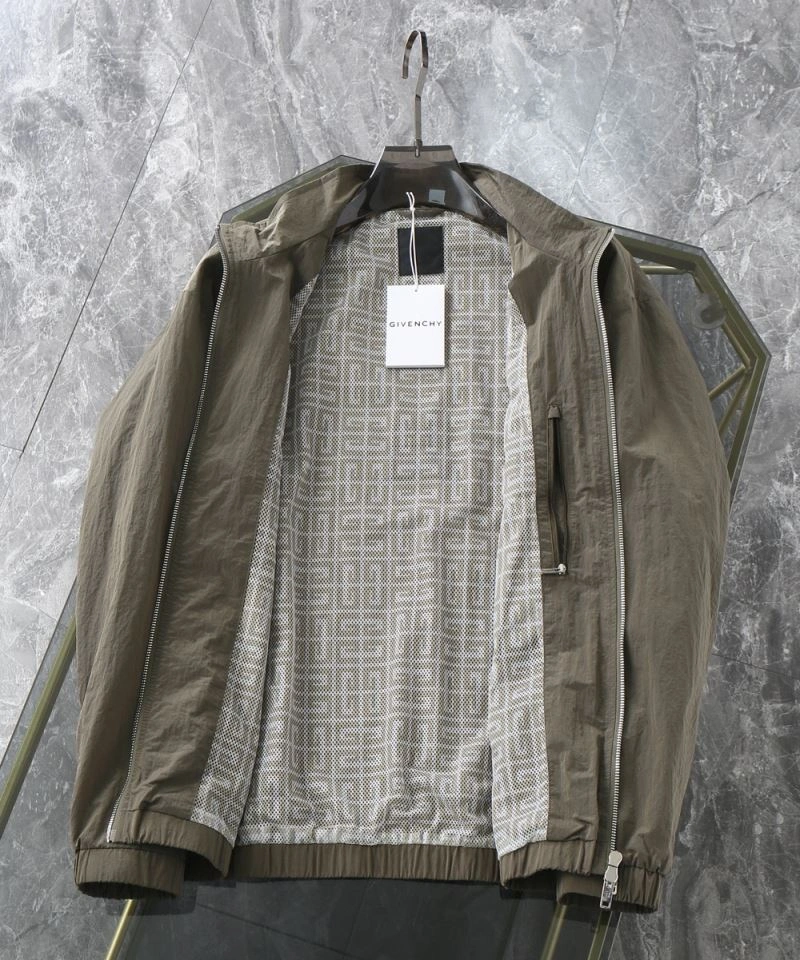 WellDesigned Givenchy Outwear 124216