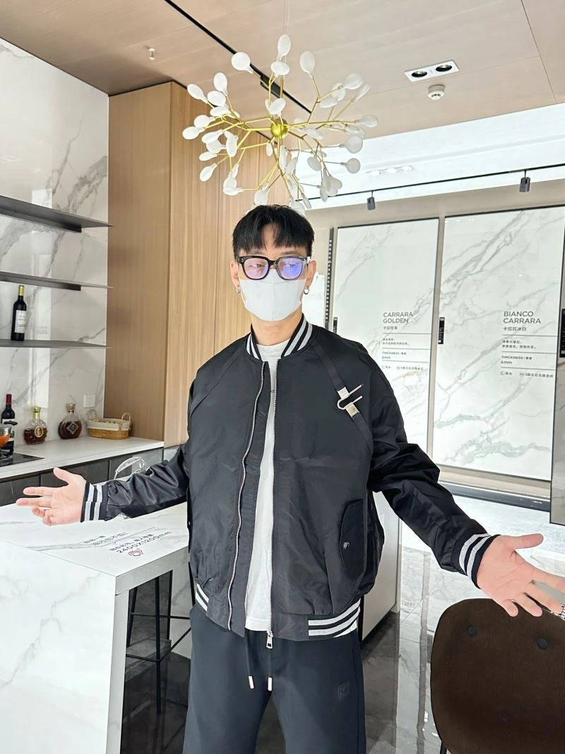 Casual Givenchy Outwear 123735