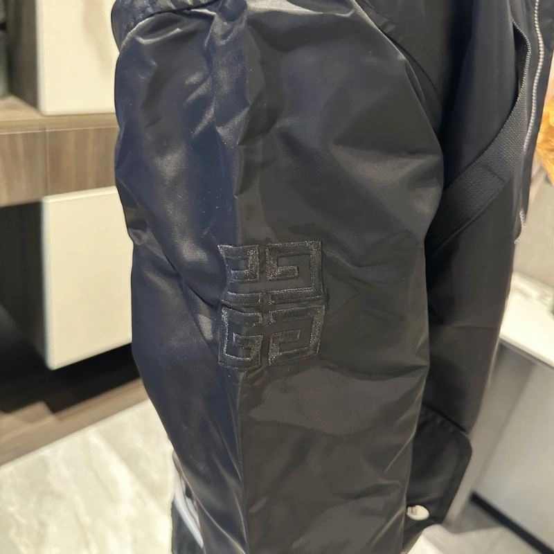 TimelessDesign Givenchy Outwear 123643