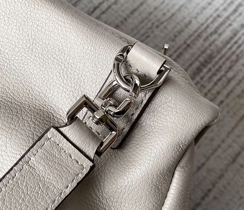 Givenchy Pandora Bags Stylish 44767