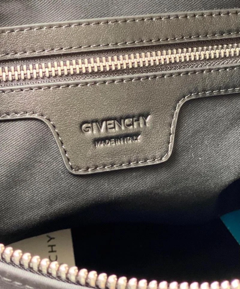 Givenchy Pandora Bags ModernLook 44561