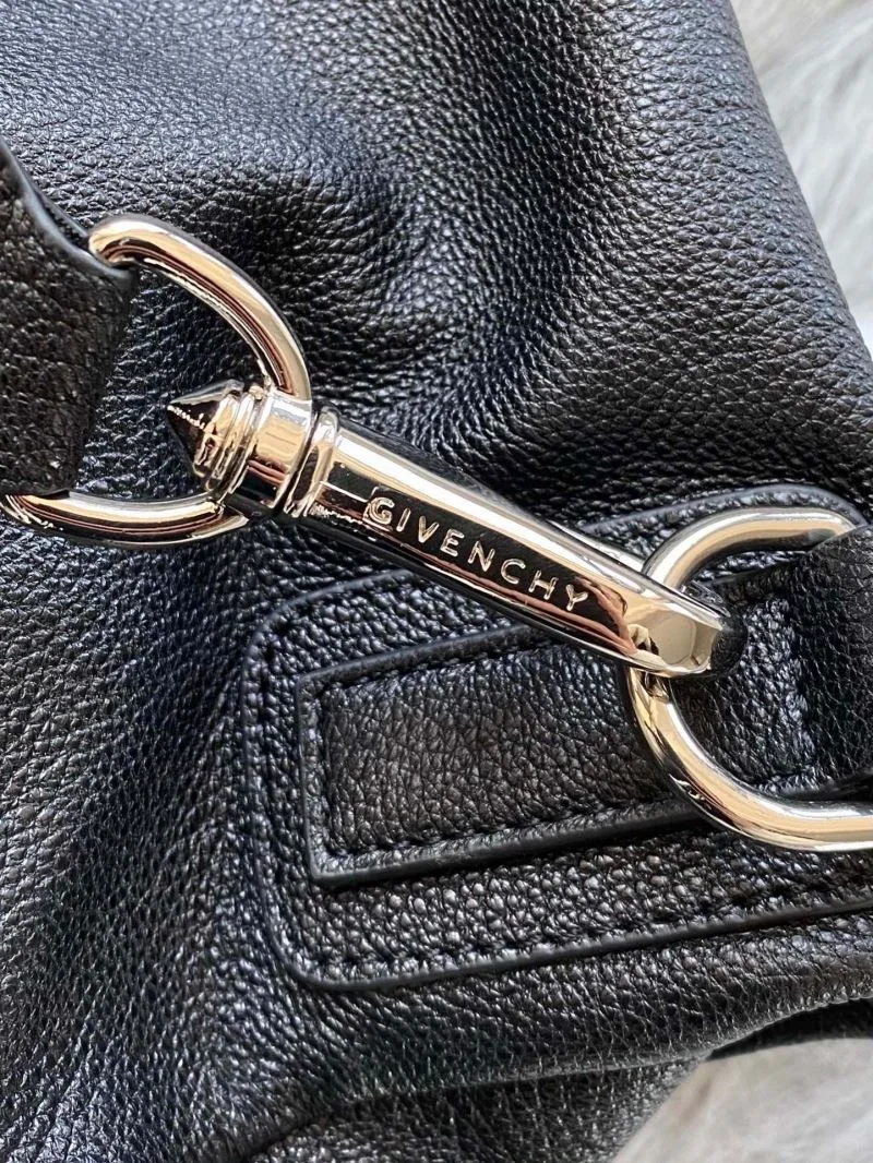 Vibrant Givenchy Pandora Bags 44547