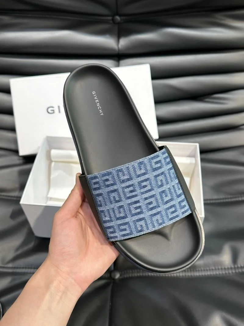 FastDry Givenchy Sandals 4652