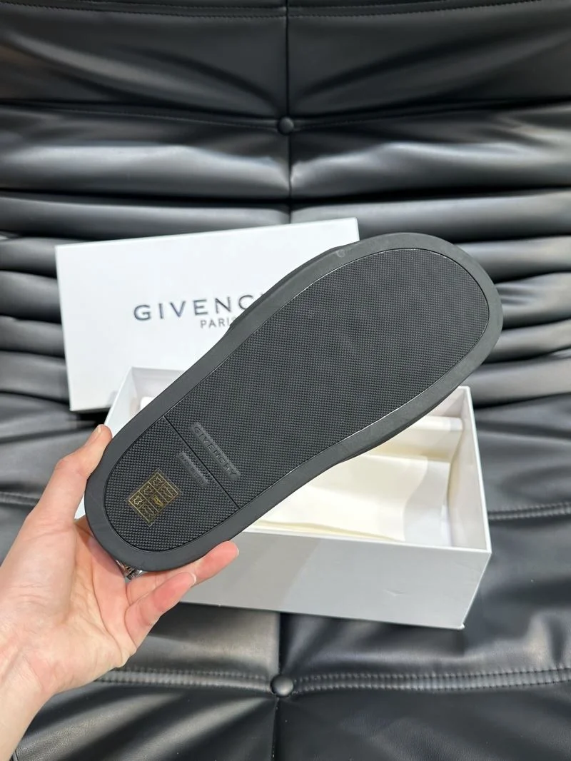 FastDry Givenchy Sandals 4652