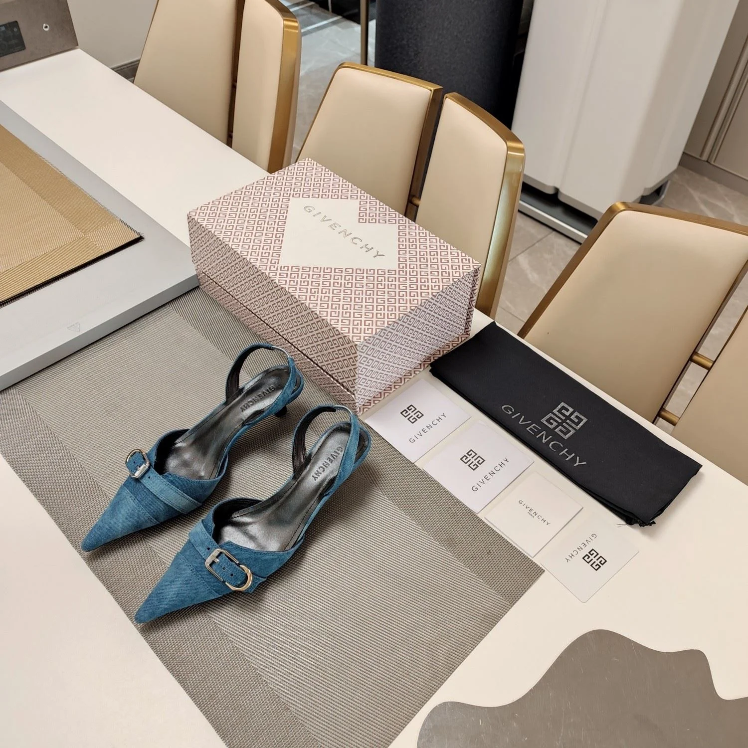 Casual Givenchy Sandals 8092