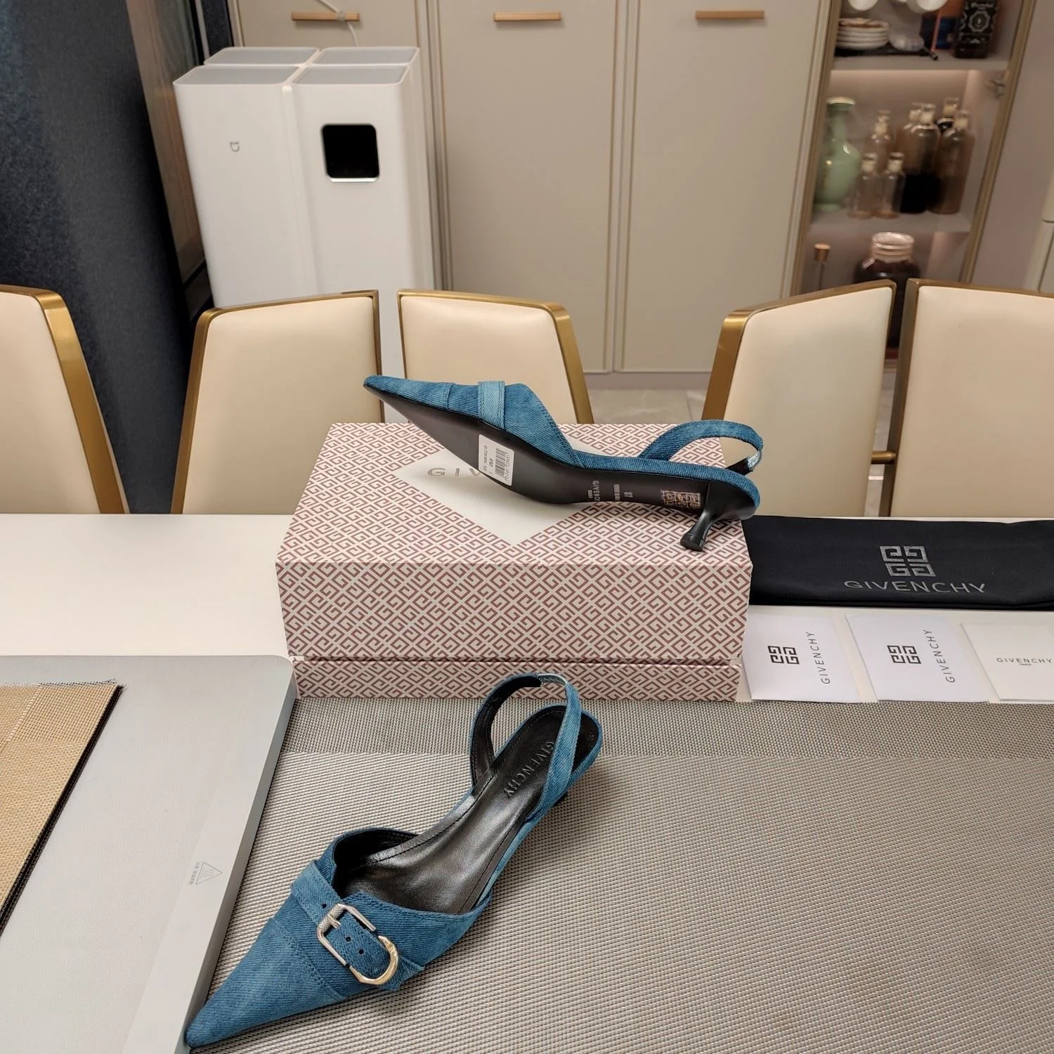 Casual Givenchy Sandals 8092