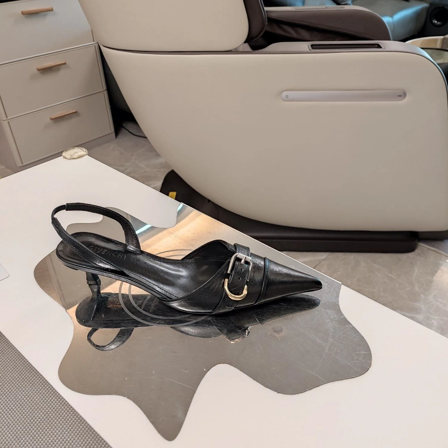 ComfortFit Givenchy Sandals 8081