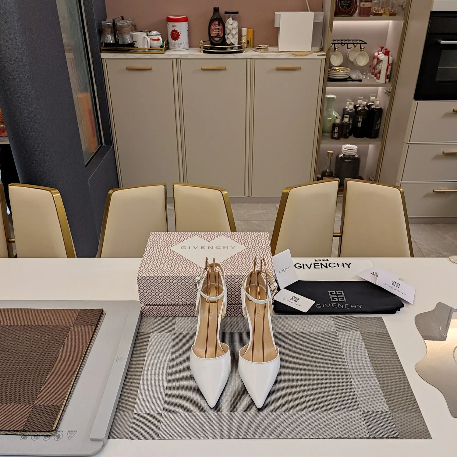 Givenchy Sandals SunProtective 8086