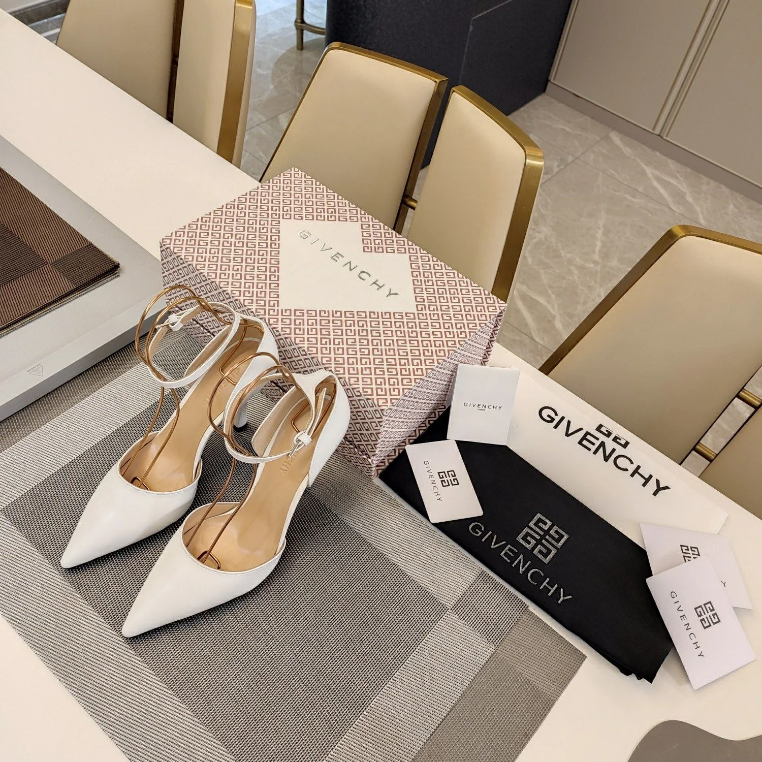 Givenchy Sandals SunProtective 8086