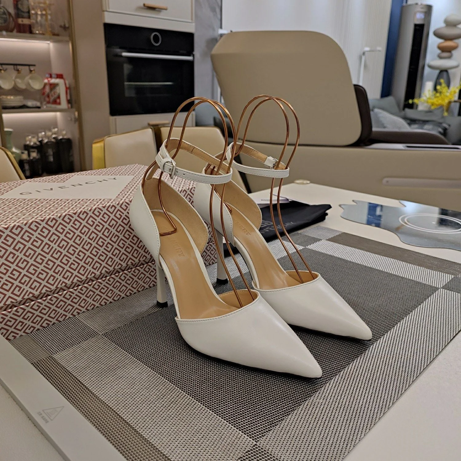 Givenchy Sandals SunProtective 8086
