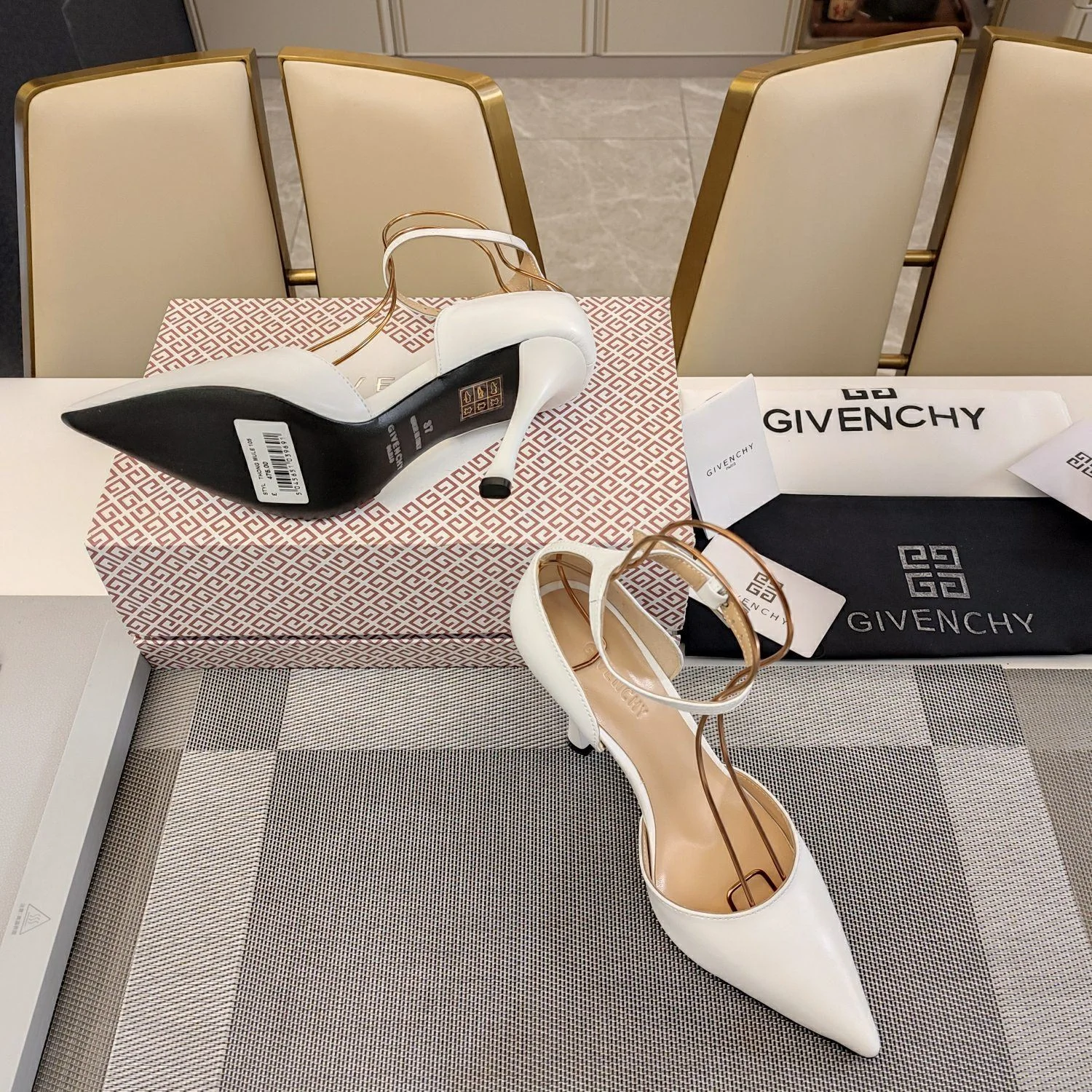 Givenchy Sandals SunProtective 8086
