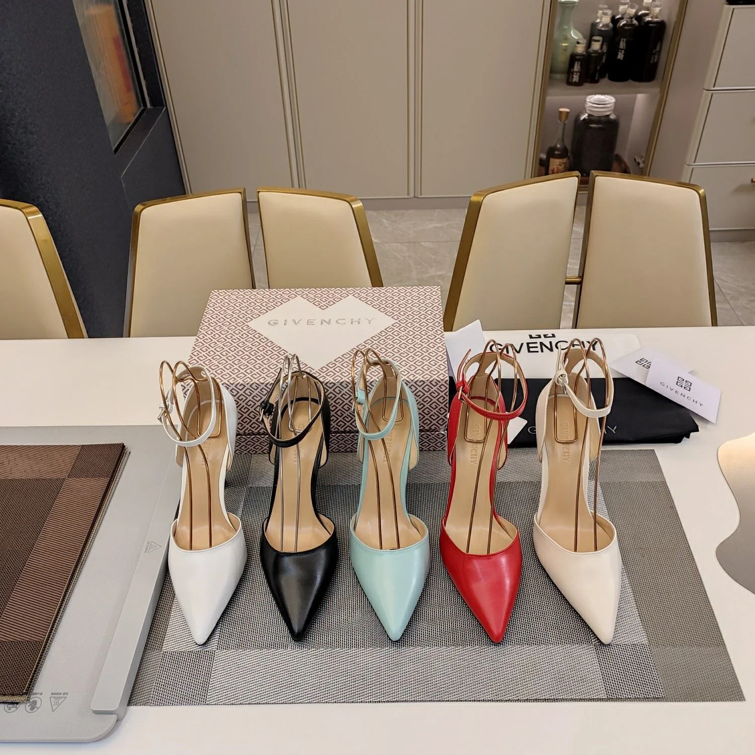 Givenchy Sandals SunProtective 8086