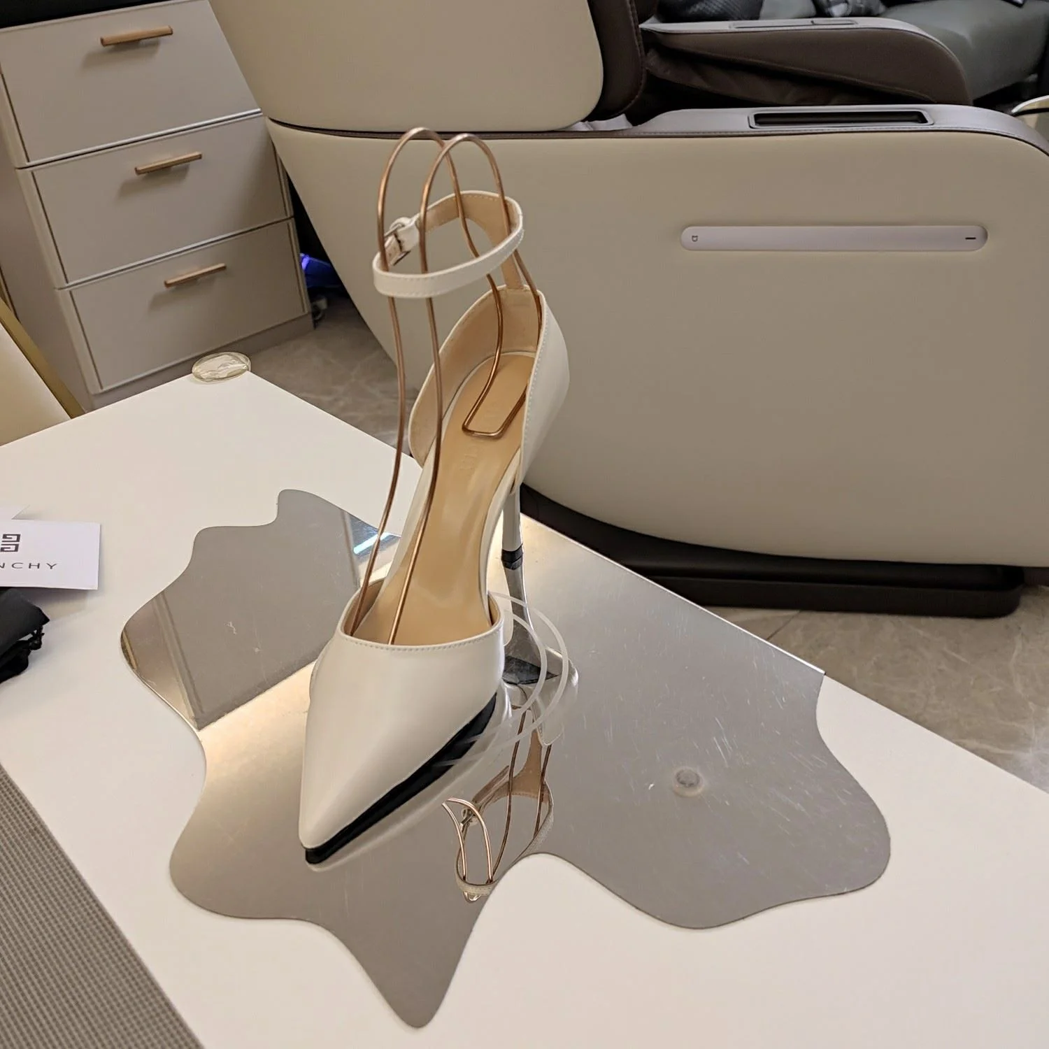 Premium Givenchy Sandals 8083