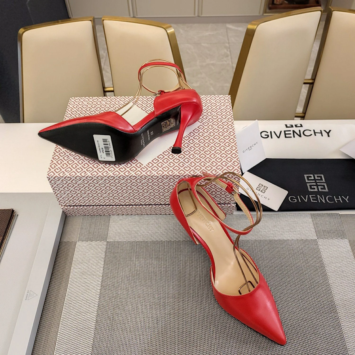 Givenchy Sandals GoodFit 8080