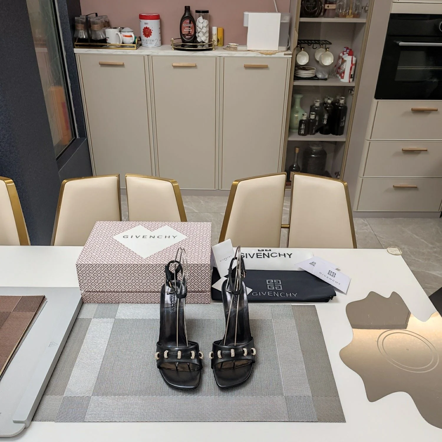 Sophisticated Givenchy Sandals 8113