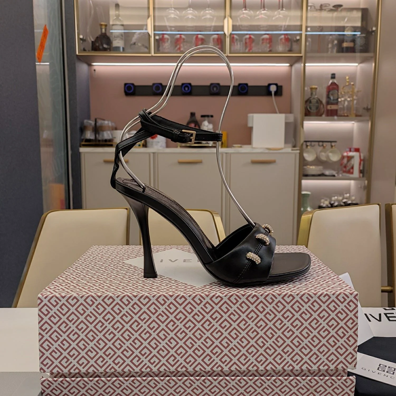 Sophisticated Givenchy Sandals 8113