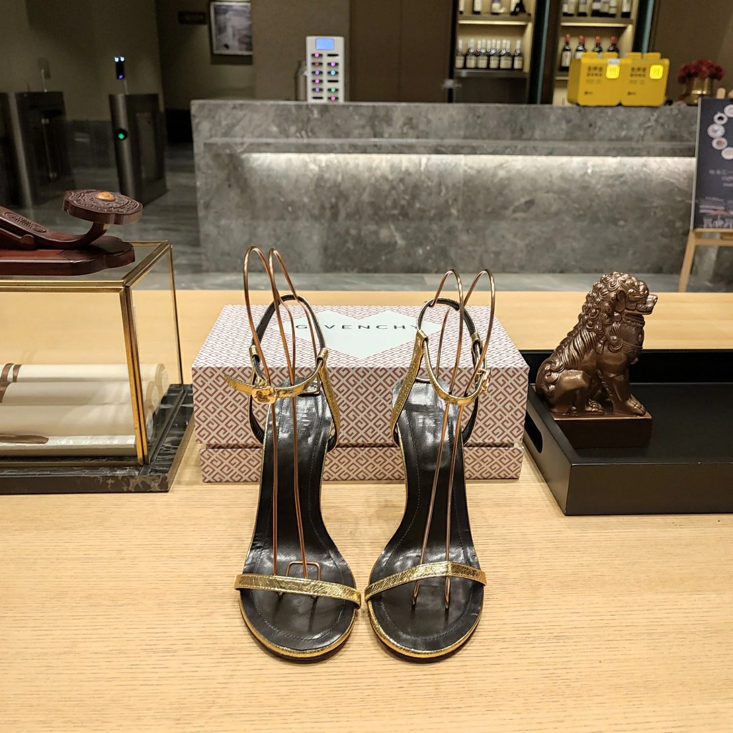 Neat Givenchy Sandals 8072
