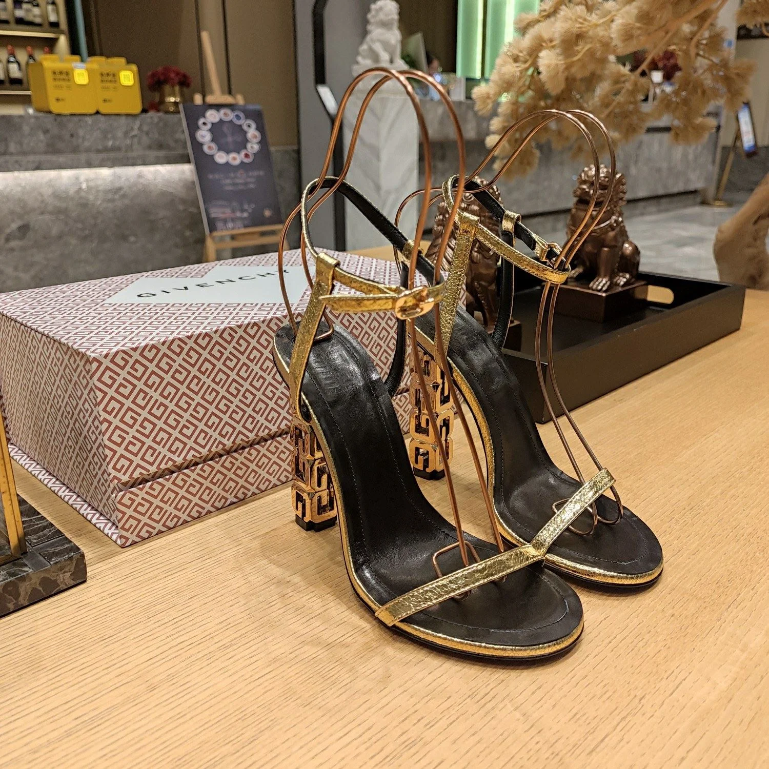 Neat Givenchy Sandals 8072