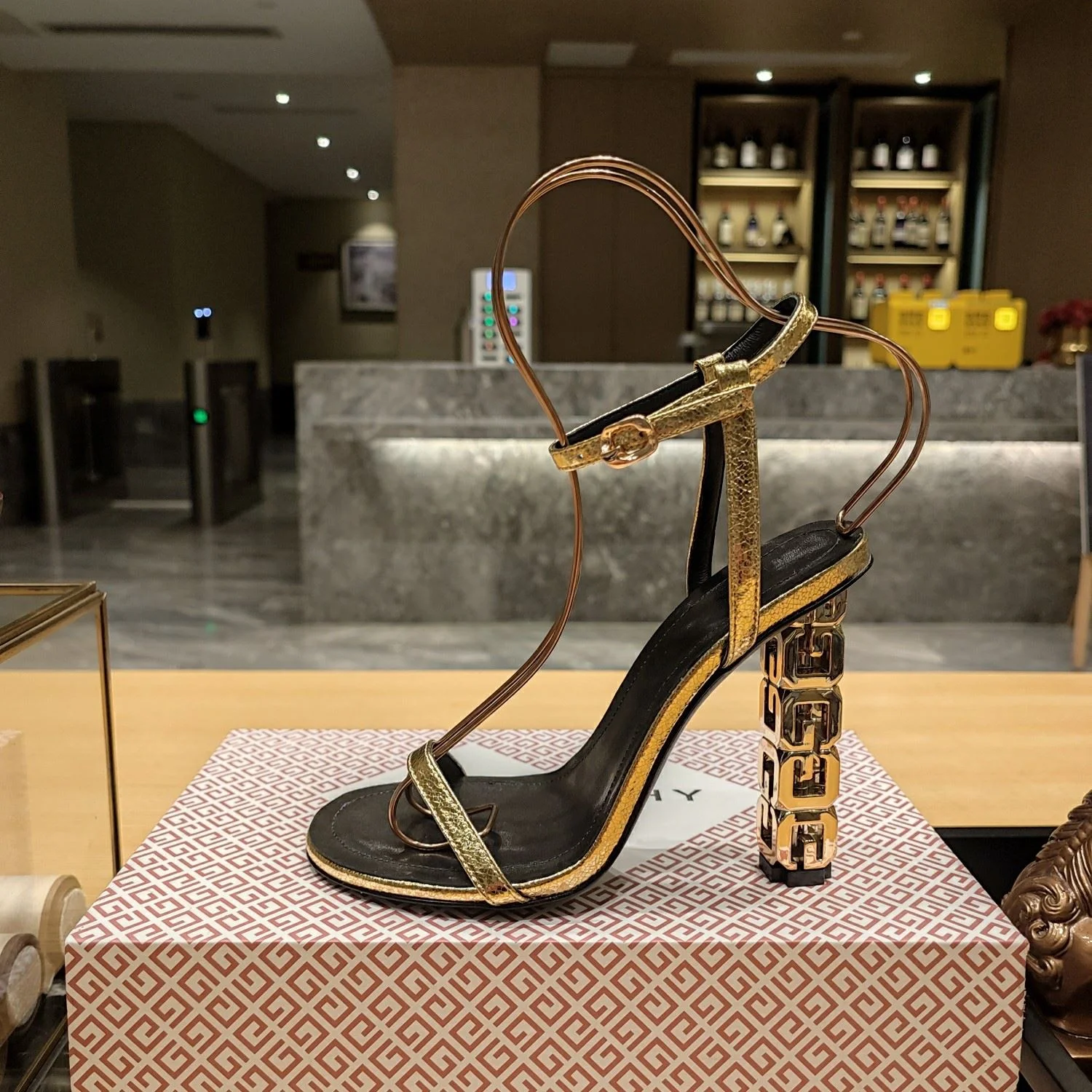 Neat Givenchy Sandals 8072