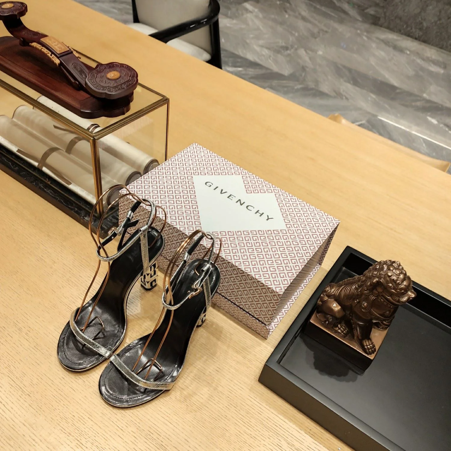 Thermal Givenchy Sandals 8088