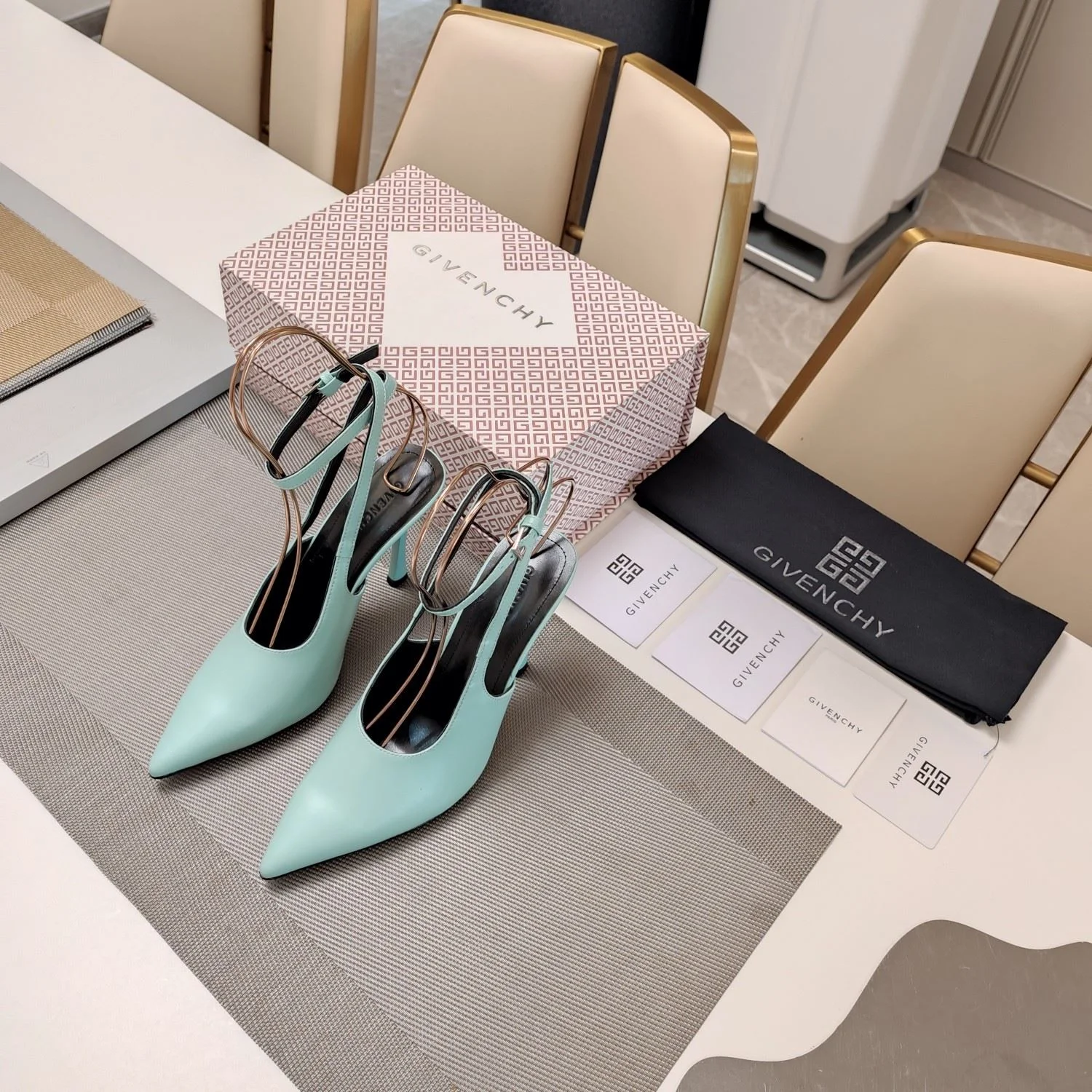 Givenchy Sandals WrinkleFree 8085