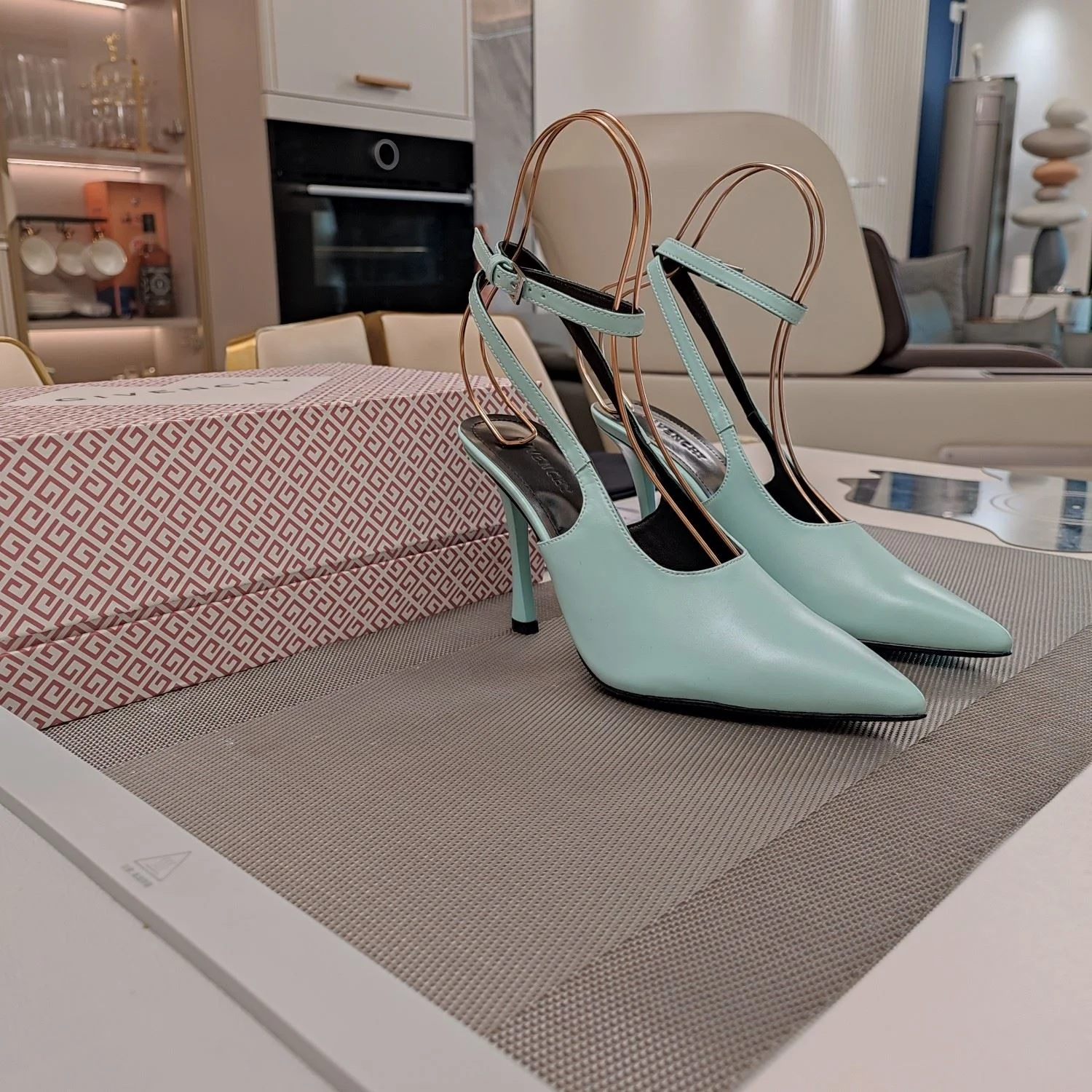 Givenchy Sandals WrinkleFree 8085