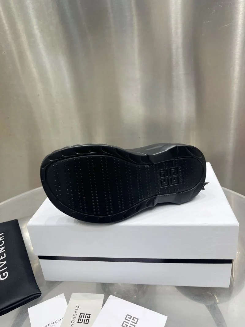 Comfortable Givenchy Sandals 12365