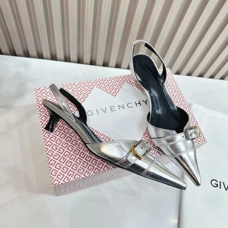 SmoothTexture Givenchy Sandals 12336