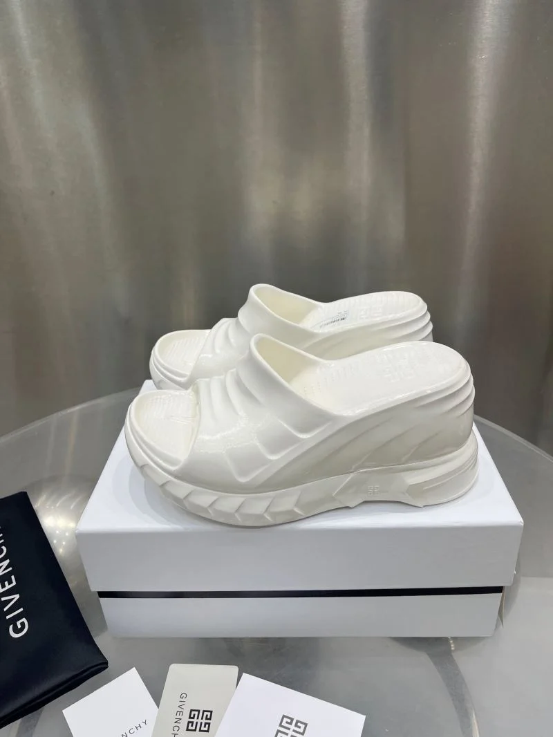 Durable Givenchy Sandals 6425