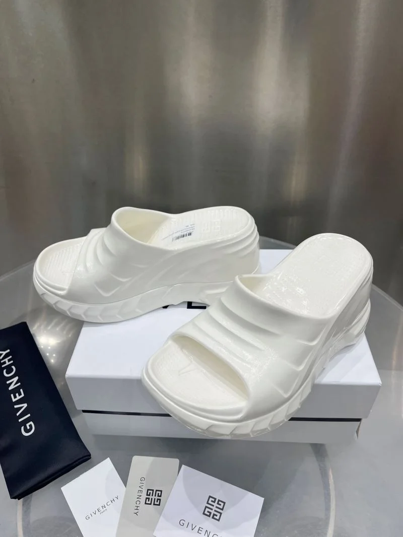 Durable Givenchy Sandals 6425