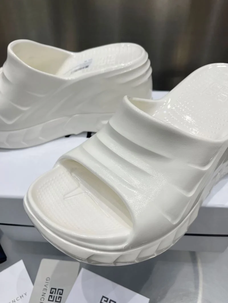 Durable Givenchy Sandals 6425