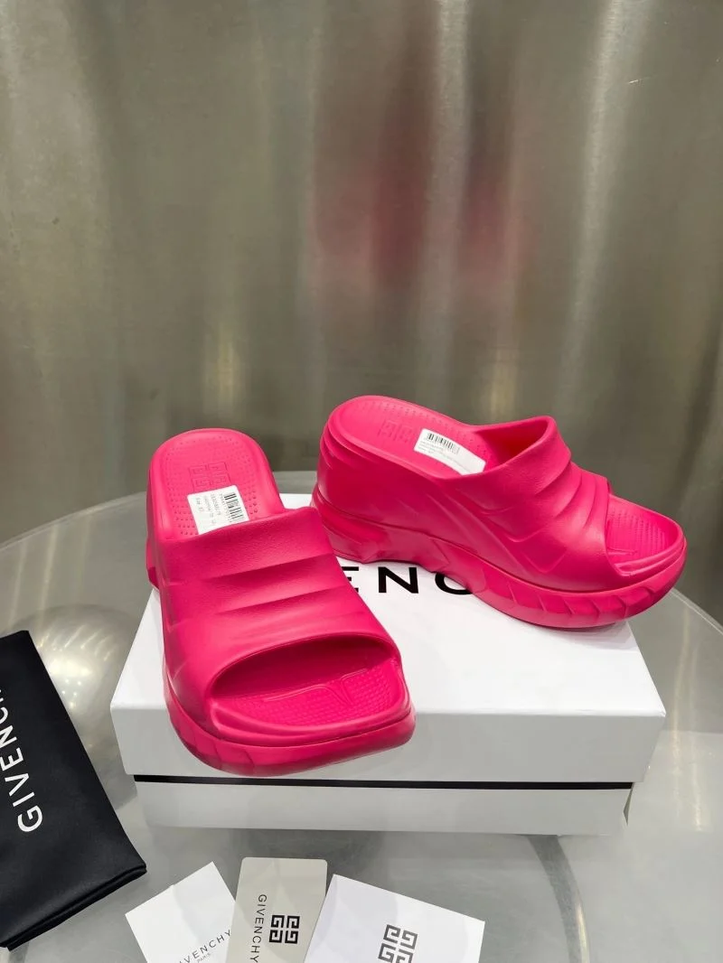 Minimalist Givenchy Sandals 6419