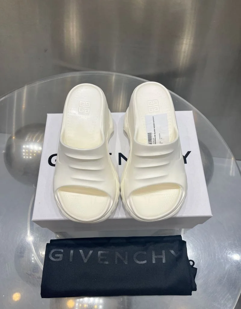 Givenchy Sandals Vibrant 6397