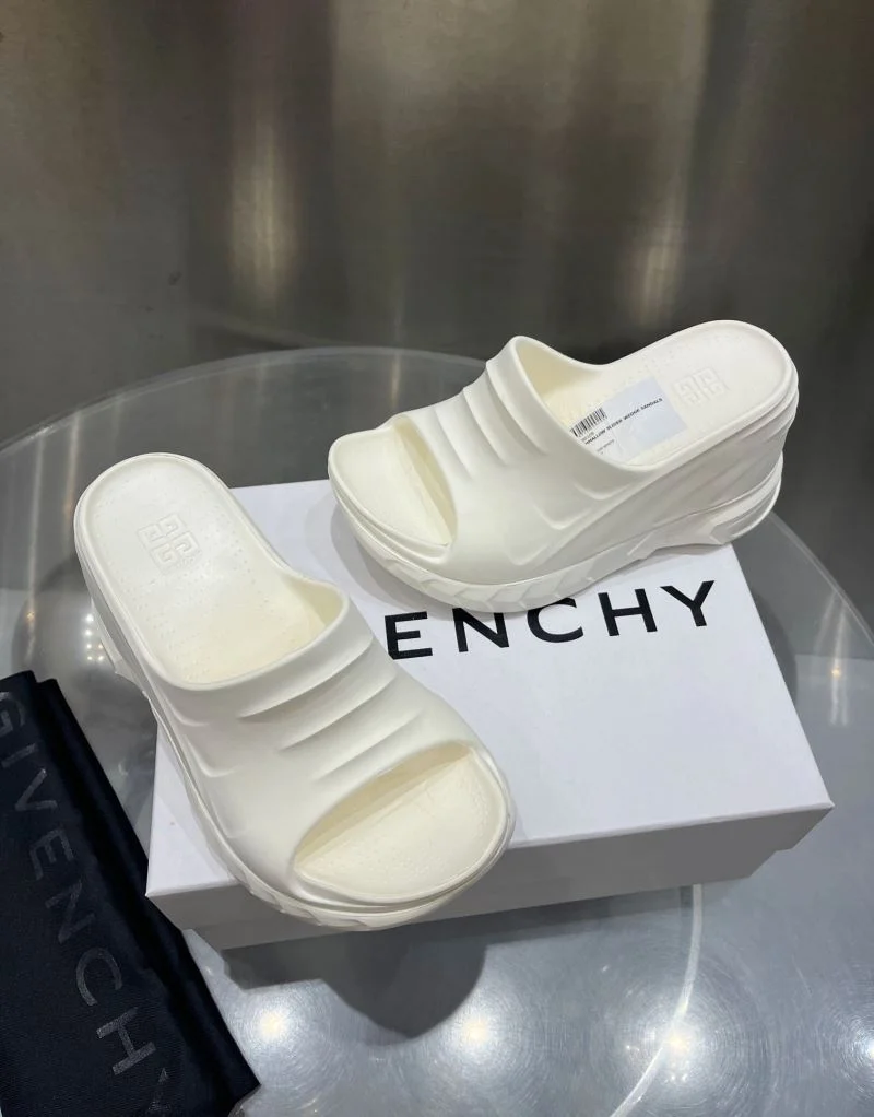 Givenchy Sandals Vibrant 6397