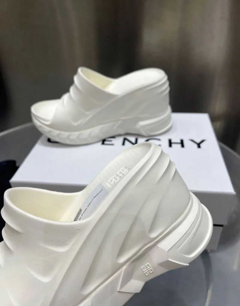 Givenchy Sandals Vibrant 6397