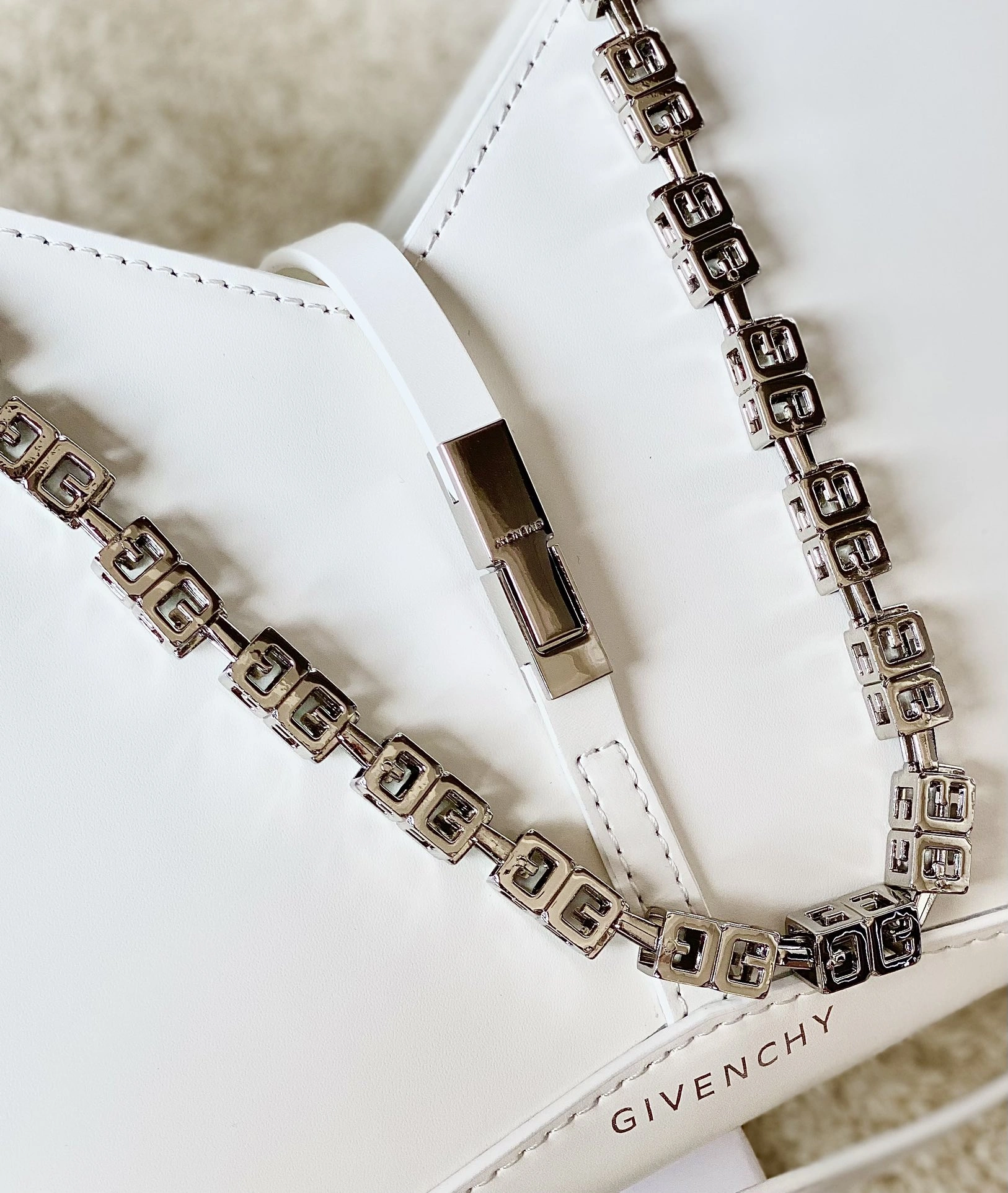SoftTouch Givenchy Satchel Bags 71728