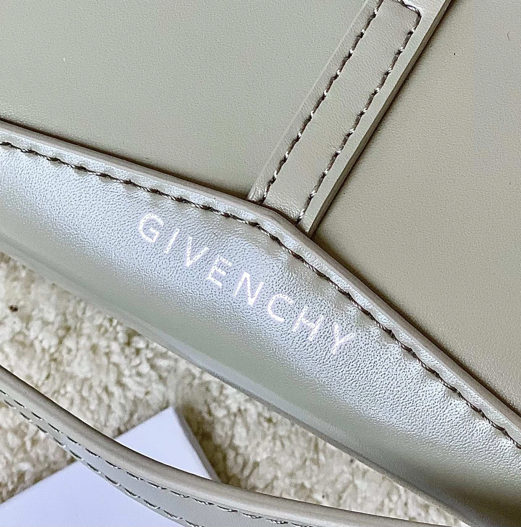 Stylish Givenchy Satchel Bags 71716