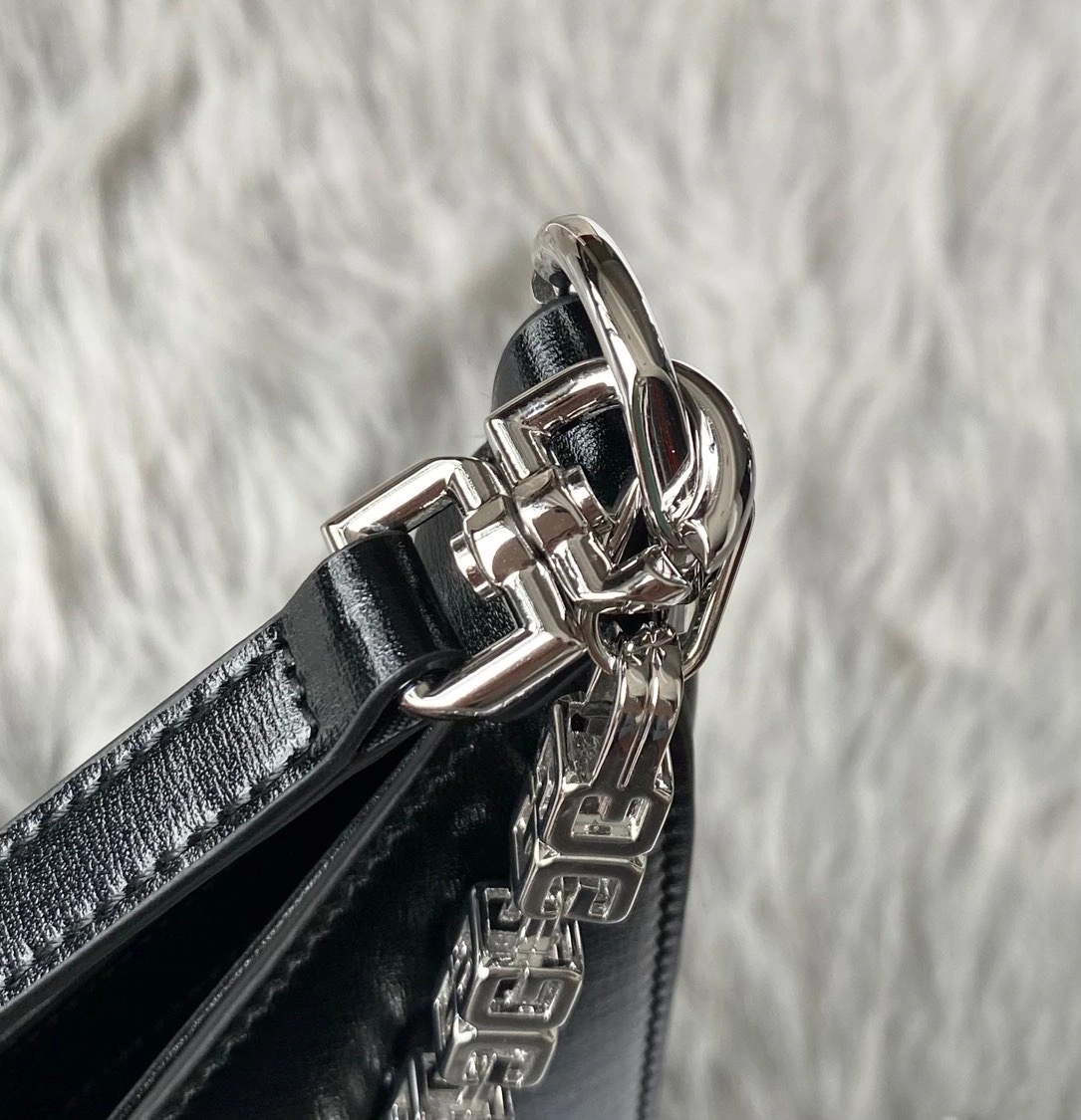 Givenchy Satchel Bags Resilient 71705