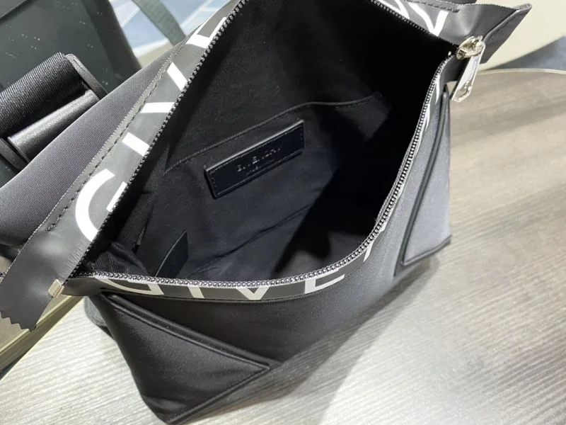 ZipUp Givenchy Satchel Bags 44960