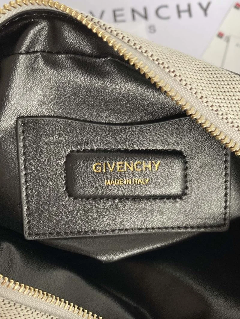 Breathable Givenchy Satchel Bags 44746
