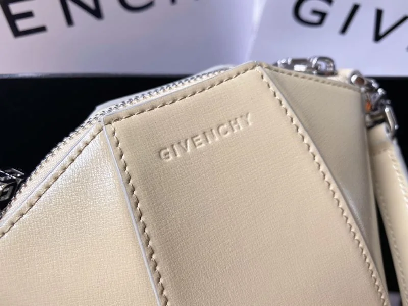 Tailored Givenchy Satchel Bags 44744