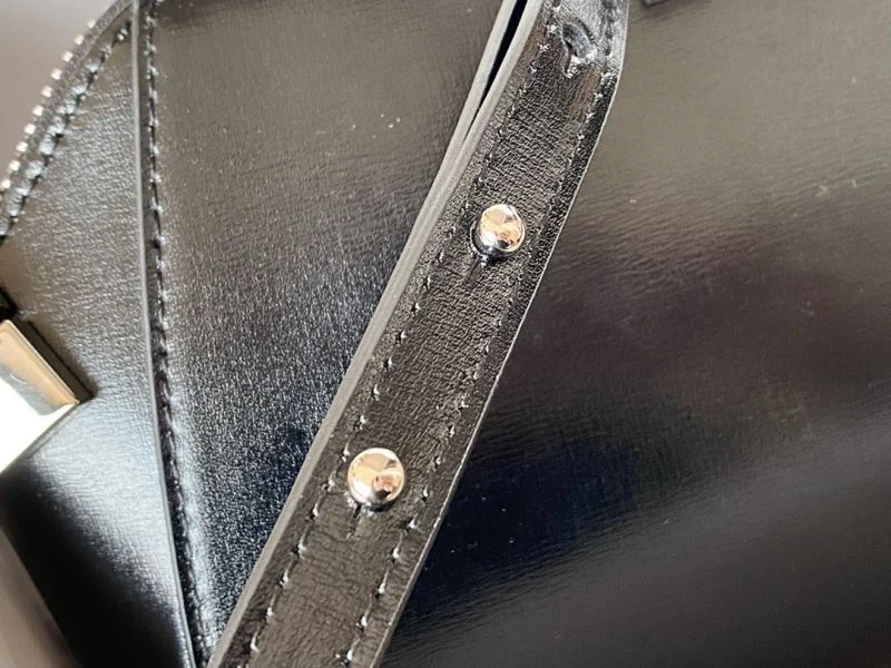EasyMatch Givenchy Satchel Bags 44731