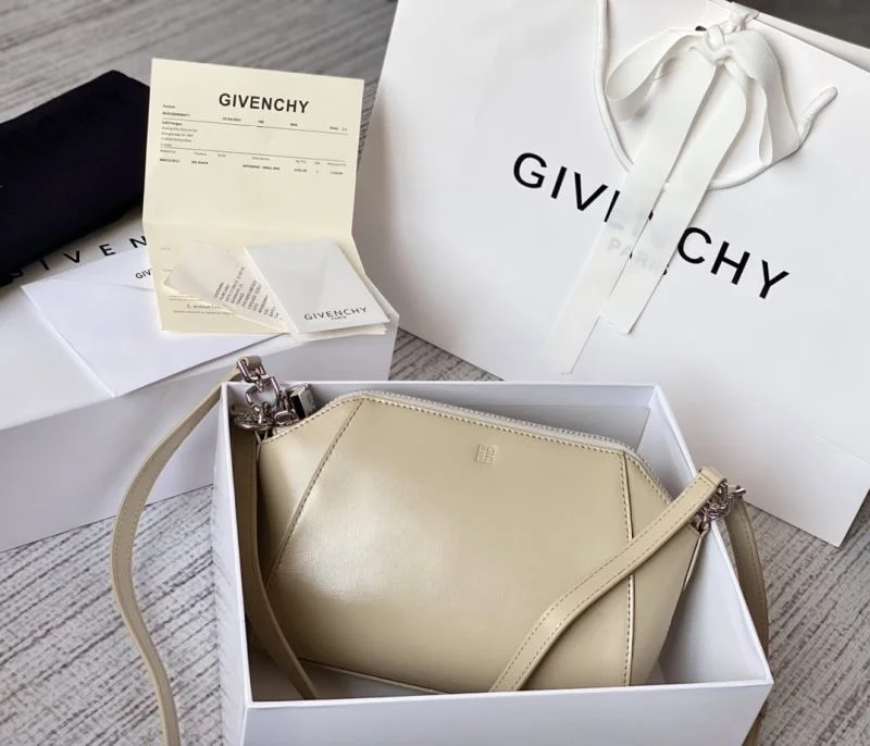 Vibrant Givenchy Satchel Bags 44807